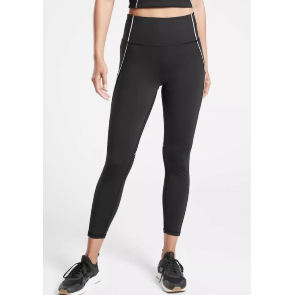 Athleta Black Tailwind Reflective 7/8 Tight Size XL
